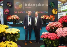 An unmissable stand is certainly that of Interplant Roses where a large assortment of roses can be seen. Owners of the company, and at the same time brothers Robert and Martijn Ilsink are happy to talk to anyone who is curious about their roses.